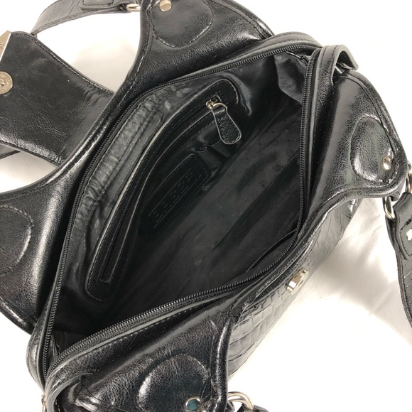 Baggs Brand Black Patent Leather Clutch. - Picture 4 of 5